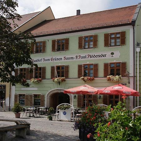Hotel Zum Gruenen Baum Plattling Exterior foto